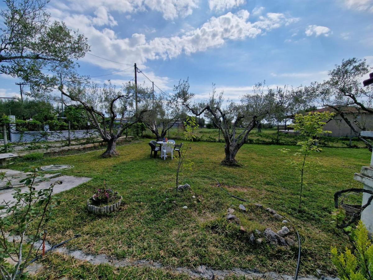 Dream In Chalkidiki 2 Bedroom Villa With Garden Nea Triglia Екстериор снимка