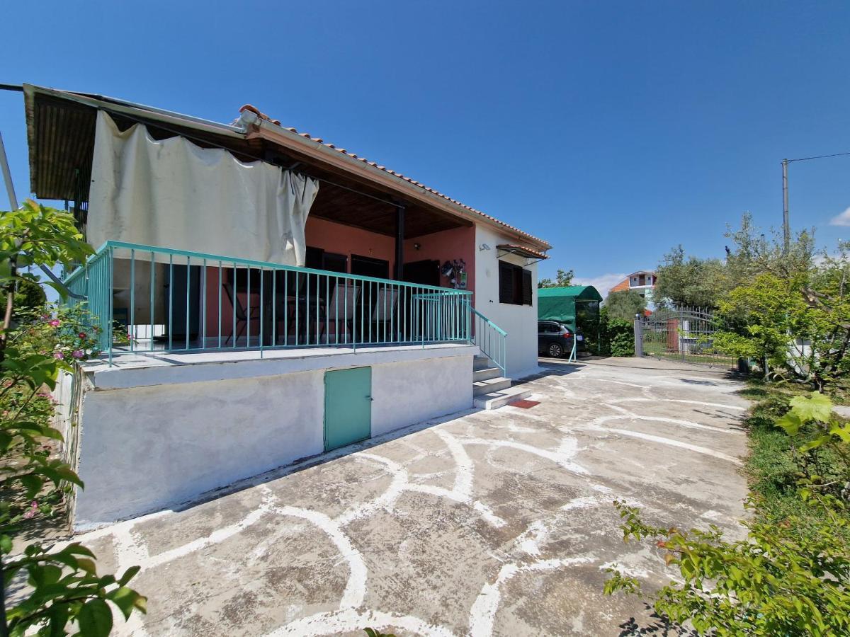 Dream In Chalkidiki 2 Bedroom Villa With Garden Nea Triglia Екстериор снимка