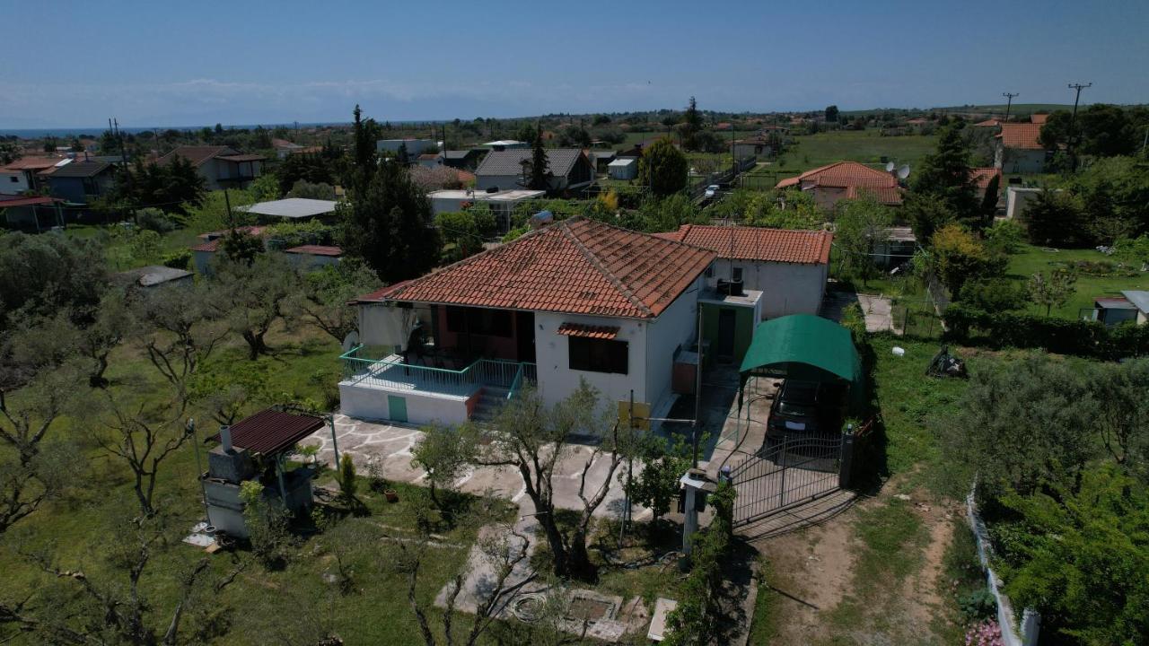 Dream In Chalkidiki 2 Bedroom Villa With Garden Nea Triglia Екстериор снимка